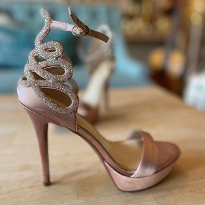 Jessica Simpson Pink Satin Stunners!